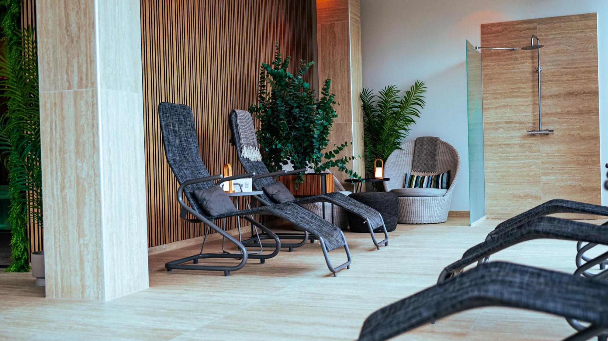 Hotel Viking Aqua Spa & Wellness แซบิว ภายนอก รูปภาพ