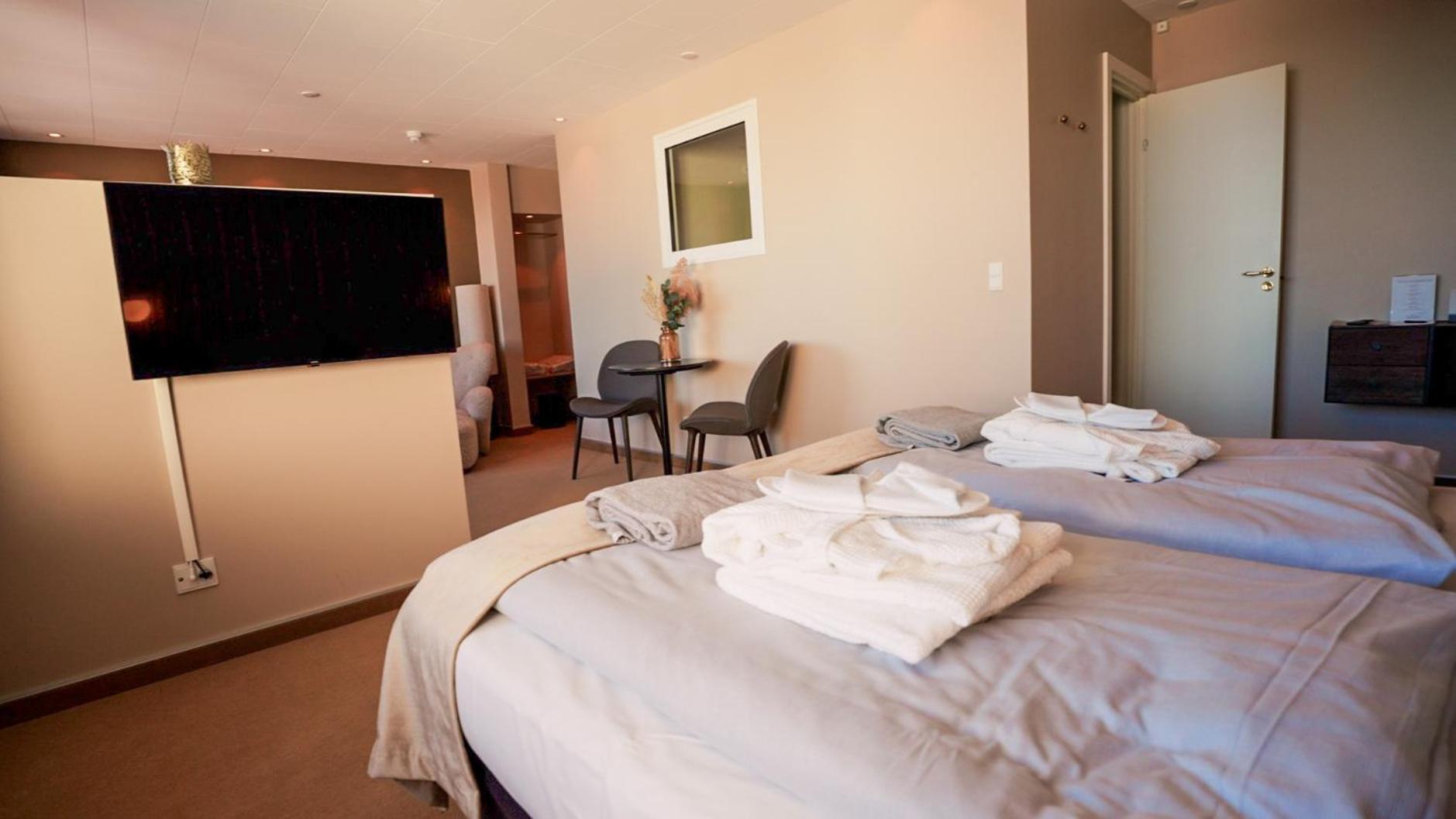 Hotel Viking Aqua Spa & Wellness แซบิว ภายนอก รูปภาพ