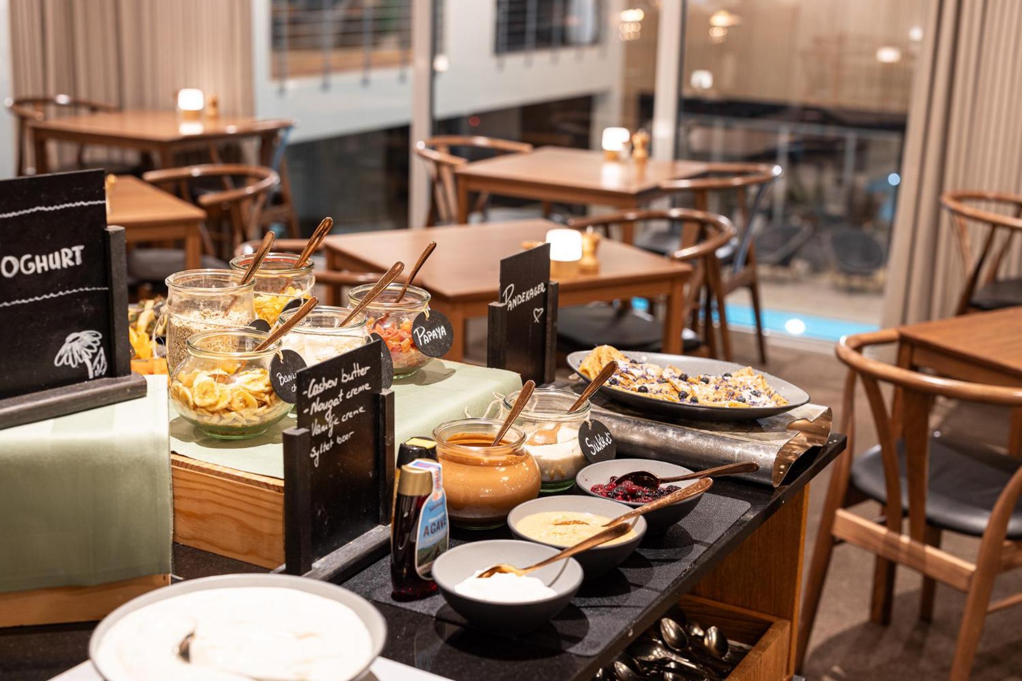 Hotel Viking Aqua Spa & Wellness แซบิว ภายนอก รูปภาพ