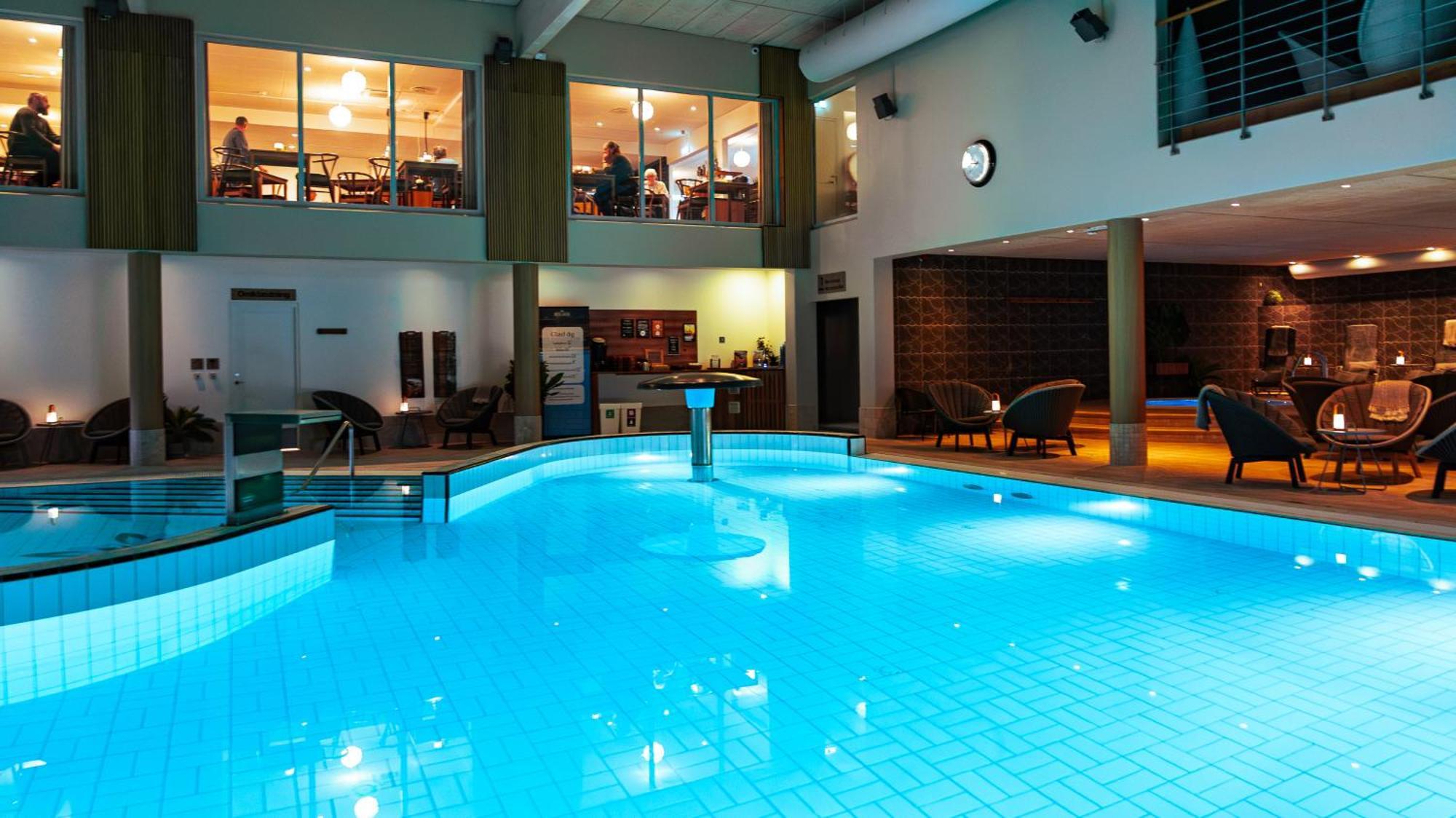 Hotel Viking Aqua Spa & Wellness แซบิว ภายนอก รูปภาพ